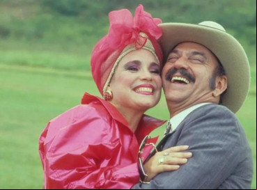 Roque Santeiro, novela escrita por Dias Gomes e Aguinaldo Silva, estreou em 24 de junho de 1985. 