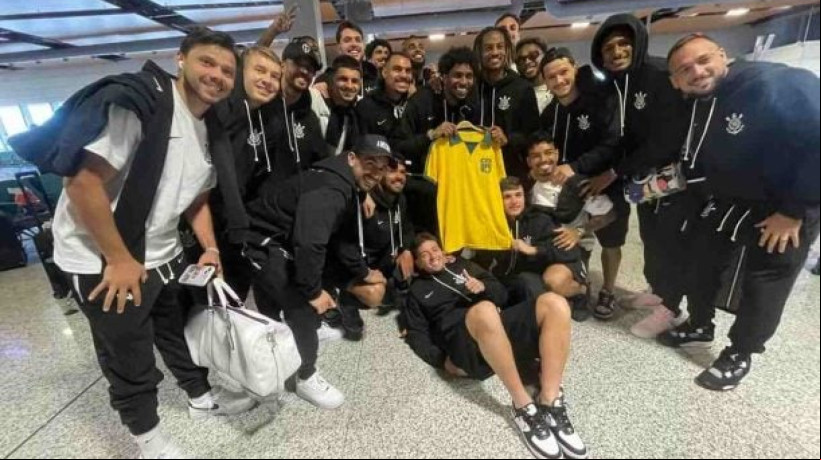 Goleiro volta a ser convocado após sete anos. Corinthians não tinha um jogador com o Brasil desde março de 2023 