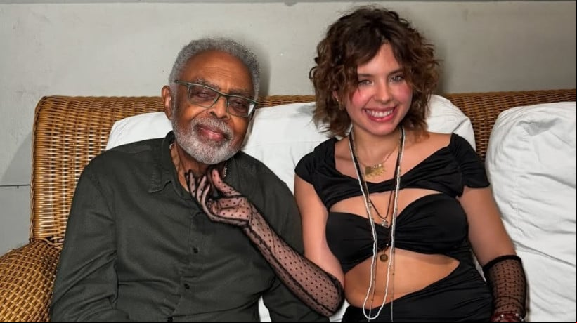 Gilberto Gil e sua neta Flor Gil, que lançou recentemente o álbum 'Cinema Love'