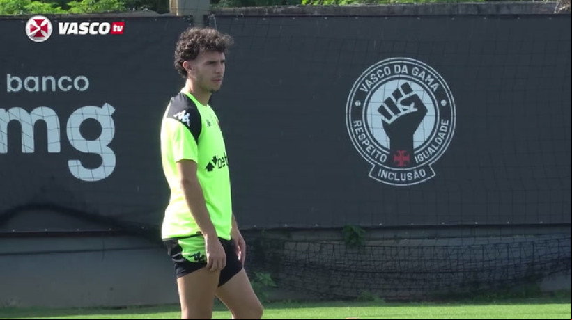 Diniz comanda semana de treinos do Vasco 