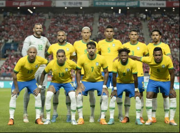 Jogadores da Seleção Brasileira antes da partida contra a Coreia do Sul 